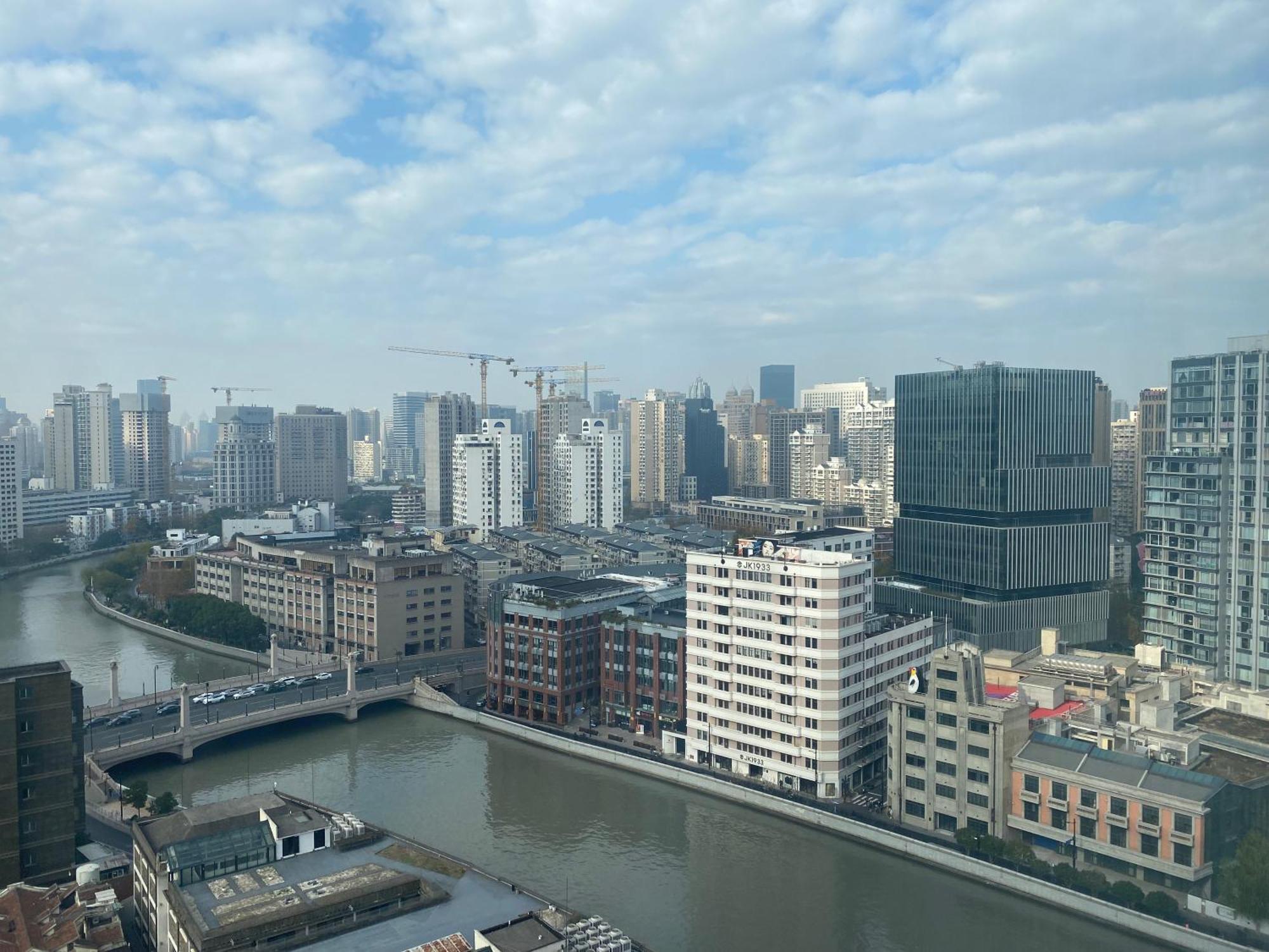 River House Near The Peoples Square And The Bund Шанхай Екстериор снимка